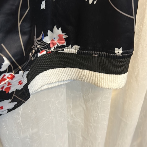 Bomber Jacket - Picture 4 of 4